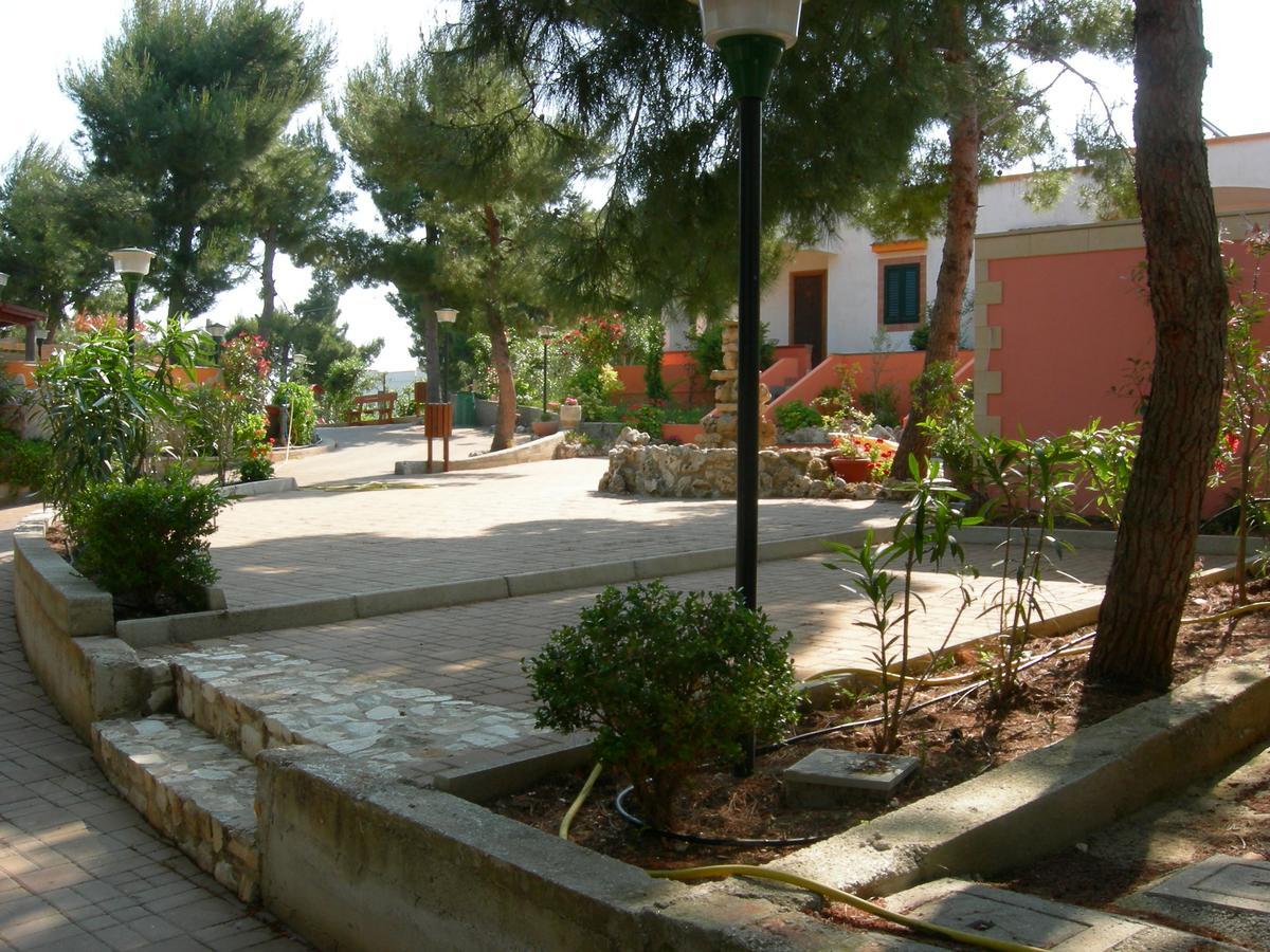 B&B Villa Carla Vieste Bagian luar foto