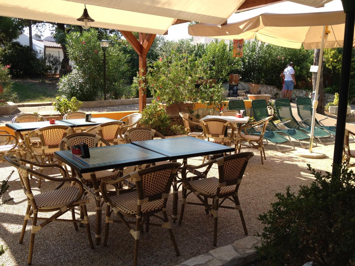 B&B Villa Carla Vieste Bagian luar foto